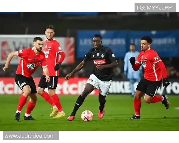 北安普敦主场迎战剑桥联期待精彩对决和激烈竞争 北安普敦主场迎战剑桥联期待精彩对决和激烈竞争